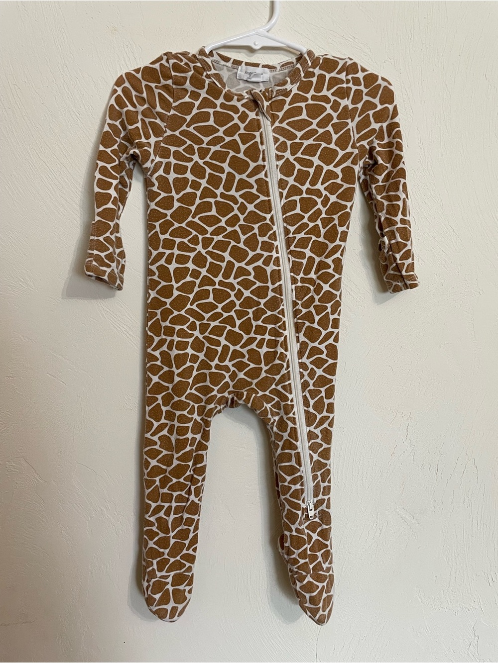 Angel Dear zippered footie 6-9 mo